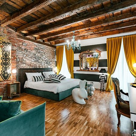 Aurum - Como Luxury Suites Dış mekan fotoğraf