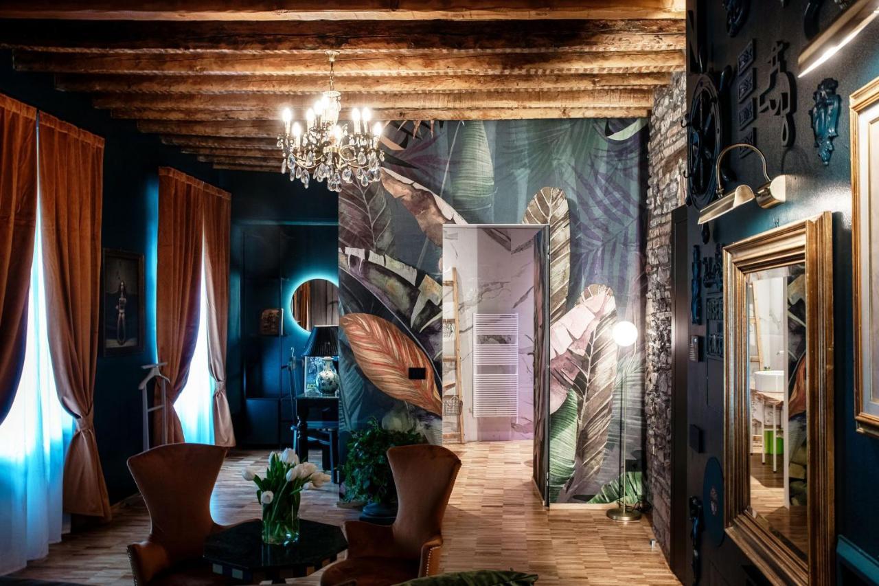 Aurum - Como Luxury Suites Dış mekan fotoğraf