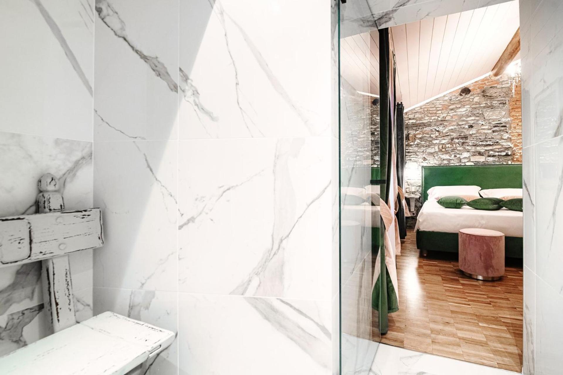 Aurum - Como Luxury Suites Oda fotoğraf