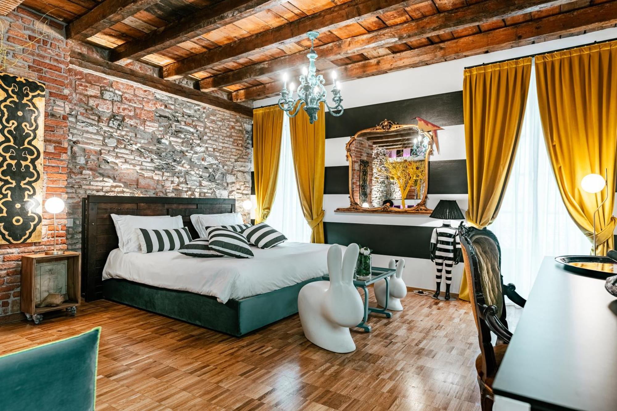 Aurum - Como Luxury Suites Dış mekan fotoğraf